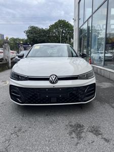 รถยนต์ Volkswagen Passat 1.8L ปี 2023 เครื่องยนต์เบนซิน สภาพดีมาก คุณภาพสูง พร้อมส่งมอบ - Product Image 2
