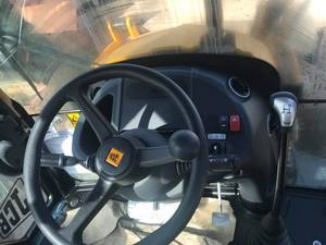 รถแบคโฮและรถตักล้อยาง JCB 3CX ใหม่ ขับเคลื่อน 4 ล้อ ความจุถัง 1-3 ตัน เครื่องยนต์และปั๊ม รับประกัน 2 ปี - Product Image 5