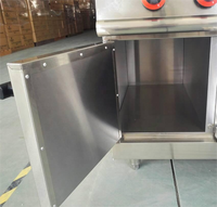 Kompor 6 Tungku dengan Oven Listrik dan Lemari Gas Profesional Dapur Industri Komersial Koki Dapur Bekerja Menggunakan