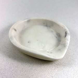 Compre en Línea un Portacucharas de Metal Ecológico Hecho a Mano en Color Personalizado, Apto para Lavavajillas y Horno - Product Image 6