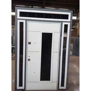 Puerta de Entrada Interior de Acero Revestida de PVC de Lujo ABSDOOR PANDORA con Sistema de Cierre Semi-Central y Panel de Vidrio Irrompible - Product Image 3