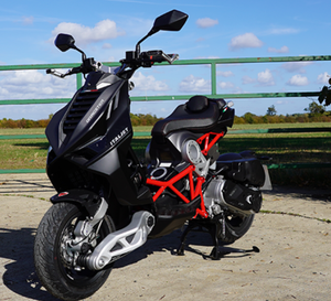 Auténtica ItalJet Dragster 2025 de 4 Tiempos, 4 Válvulas, DOHC, Refrigeración Líquida, 200cc Deportiva, Scooter de 181cc, Motocicletas Nuevas en Venta - Product Image 4