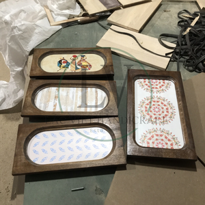 Plateau de service en bois naturel artisanal avec poignées Plateau de service pour chocolat avec des motifs africains du Vietnam - Product Image 4