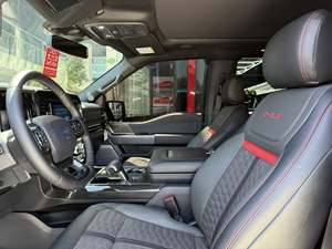 Camioneta Usada de Alto Rendimiento 2025 Edición Super Snake - Product Image 5