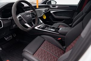 Oferta con Gran Descuento: Audi RS6 Avant Performance GT 2025, Motor V8 de 4.0 Litros con Doble Turbo - Product Image 6