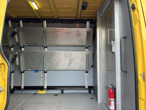 FREIGHTLINER SPRINTER CARGO 2500 d'occasion 2014, conduite à gauche/droite - Product Image 4