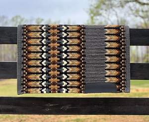 Couverture de selle occidentale en laine faite à la main personnalisée Tapis d'équitation de qualité supérieure Couverture équestre durable Fournisseur de produits chauds d'Inde - Product Image 1