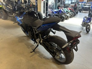 Offres authentiques 2025 - 2026 Suzukis GSX-8R nouvelle moto de rue 776cc expédition dans le monde entier de porte à porte - Product Image 3