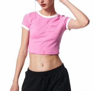 เสื้อครอปสำหรับผู้หญิงสีพื้นแบบลำลองของผู้ผลิตเสื้อครอประบายความร้อนพิมพ์โลโก้ได้ตามต้องการ - Product Image 2
