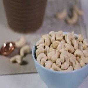 Anacardos WW240, una mezcla premium de sabor y valor nutritivo para productos agrícolas - Product Image 1