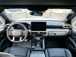 NUEVO LAND ROVER DEFENDER 110 2024, 300 KM, 8 CILINDROS, 5 PLAZAS, 599 HP, TRANSMISIÓN AUTOMÁTICA - Product Image 2