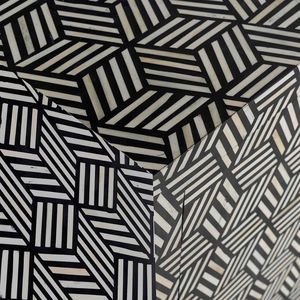 Exquisito aparador de madera maciza hecho a mano con base dorada, armario de esquina con incrustaciones de hueso grande para muebles de hotel o sala de estar - Product Image 6