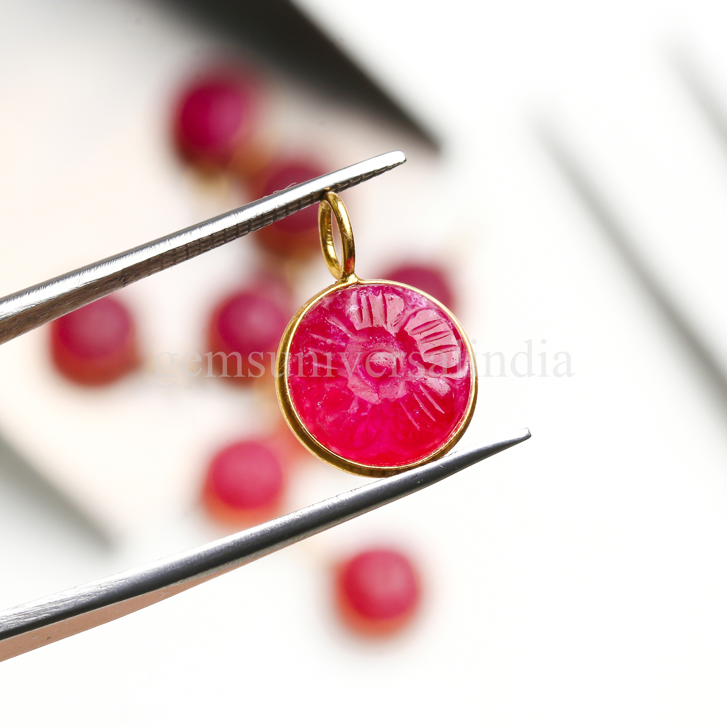 เช่นเดียวกับภาพ