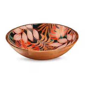 Tazón para Servir Ensaladas de Madera Pulida Hecho a Mano con Acabado Esmaltado, Apto para Lavavajillas y Ecológico para Uso Doméstico y de Catering - Product Image 1