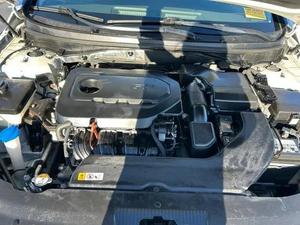 2015 pour Sonata Turbo, berline, intérieur foncé, conduite à gauche, sièges en tissu, toit ouvrant panoramique, automatique - Product Image 4