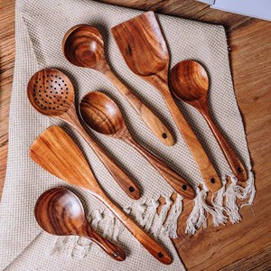 Juego de utensilios de cocina de madera de Acacia de ALTA CALIDAD Juego de cuencos de Venta caliente Hecho EN LA India Incluye juego de servidor de ensalada de madera - Product Image 3