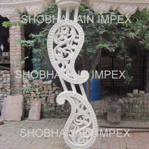 Pilar de Diseño Dorado con Estampado Paisley para Decoración de Bodas, Pilar Redondo Romano Blanco y Dorado para Decoración de Bodas, OEM ODM Disponible - Product Image 2