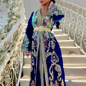 Robe en voile de trail Caftan bleu royal de créateur ornée de perles de verre en cristal Dabka Work Made Silk pour les fêtes/mariages 2025 - Product Image 1