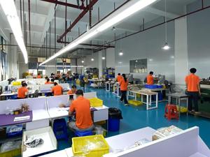 Patchs brodés 3D personnalisés thermocollants en forme de cœur pour chapeaux et vêtements – Vente en gros OEM DIY - Product Image 6