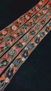 Tela de encaje bordado ecológica personalizada de alta calidad, venta al por mayor, adornos de encaje Floral para prendas, vestidos de novia, cortinas, artesanías - Product Image 3