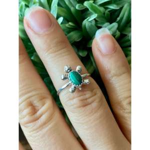 Zuni Handmade Men's <b>Ring</b> Cute Style Malachite & Sterling Silver <b>Turtle</b> Design with Bezel Setting Size 6.5 for Everyday Wear - Product Image 2