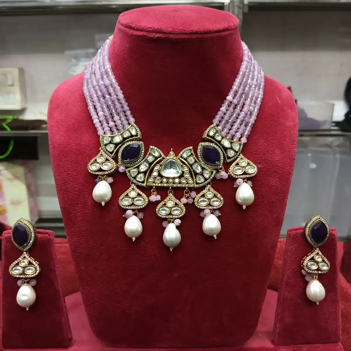 Squisita collana vittoriana Polki Set di lusso artigianale con dettagli intricati per un Look di tendenza