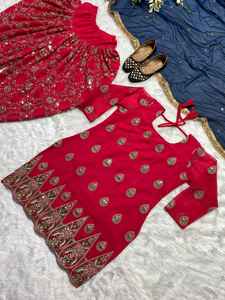 Lancement du nouveau look de soirée de créateur Top Dhoti Salwar et Dupatta Ensemble traditionnel fonctionnel Robe Costume entièrement cousue - Product Image 6