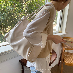 Sac fourre-tout en cuir souple pour femmes, grande capacité, sac à bandoulière, sac à main décontracté pour tous les jours, élégant et léger, idéal pour le shopping - Product Image 4