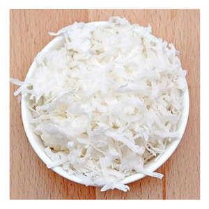 เกล็ดมะพร้าวที่มีไขมันสูงผ่านการบดละเอียดจากเวียดนามชิปมะพร้าวอบแห้งตามธรรมชาติสำหรับใช้ในการอบทำอาหารและต้องกดน้ำมัน - Product Image 6