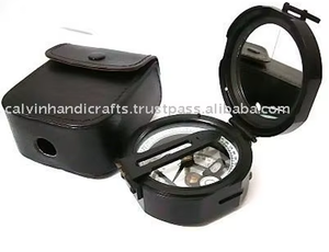 Brújula de Brunton negra de latón antiguo náutico con estuche de cuero negro de Calvin handcraft - Product Image 4