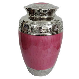 Urne commémorative en métal moderne et élégante pour les cendres Bijoux de souvenir de crémation à la mode avec gravure personnalisée de nom et de date - Product Image 5