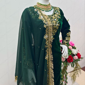 Belle fête porter Velours Top-Pent Avec Dupatta Avec Broderie Travail - Product Image 1