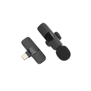 Microphone portable Myrva Type C à clipser pour téléphone mobile avec connecteur USB C - Product Image 1