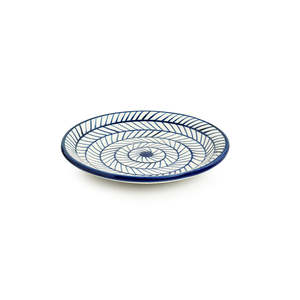Juego de 2 placas laterales/cuartos de cerámica pintadas a mano Indigo Chevron aptas para microondas - Product Image 5