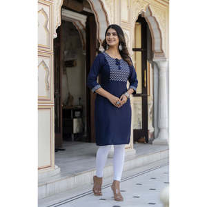 Cómoda Kurta de Rayón Bordada - Product Image 3