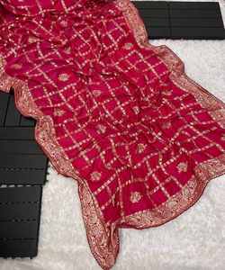 Sari elegante de gasa para mujer con diseño de impresión elegante y ropa de boda exclusiva para ocasiones especiales - Product Image 3