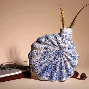 Jarrón de Flores Azul Chino Tradicional, Cerámica, Decoración para Mesa, Estilo Simple, Hecho a Mano, Moderno, Versátil, Bajo - Product Image 5