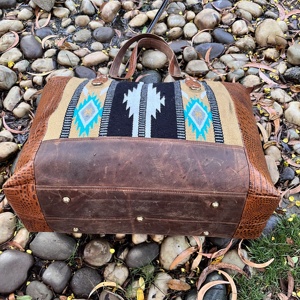 Bolso de mano de diseño único para mujer, bolso de hombro con manta de sillín azteca, bolso bohemio único, multiusos, elegante - Product Image 4