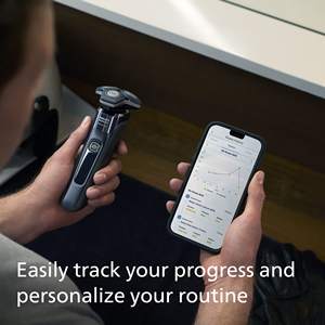 Rasoir électrique pour homme avec triple lame, utilisation humide/sèche, étanche IPX7, support de charge USB, étui de voyage et système de nettoyage - Product Image 2