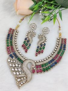 Ensemble de collier en pierre Polki et Doublet en laiton, magnifique design de paon, ensemble AD de qualité supérieure, parfait pour les fonctions de mariage, les tenues de soirée - Product Image 2