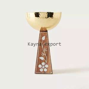 Brûleur d'encens artisanal en laiton motif feuille, style arabe, pour Bakhoor, bois de santal, musc, gingembre, coriandre - Product Image 5