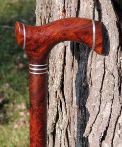 TÍTULOS BASTÓN DE RESINA DE MADERA ANTIDESLIZANTE CÓMODO con mango fuerte de múltiples formas para personas mayores Rehabilitación - Product Image 4