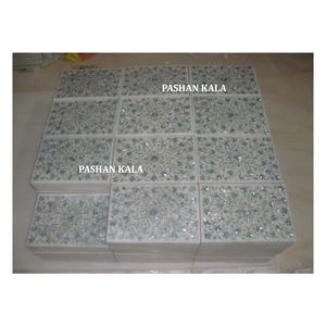 Produit le plus vendu de magnifiques boîtes à bijoux en marbre blanc faites à la main avec incrustations de nacre verte - Product Image 1