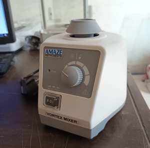 Agitador Eléctrico Portátil Marca Amaze, Mezclador de Vórtice Multifuncional con Motor sin Escobillas de 3000 rpm y 2 kg para Tubos y Microplacas - Product Image 3