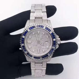Reloj de Lujo con Bisel Azul, Diamantes Baguette Blancos Tallados, Cuarzo, Acero Inoxidable, Analógico, Resistente al Agua, Cristal, Estilo Hip Hop - Product Image 1