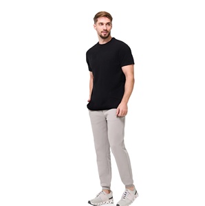 T-shirts à col rond pour hommes de qualité supérieure, légers, en coton pour l'été, t-shirts pour hommes 180GSM, t-shirt basique noir à col rond personnalisé - Product Image 2