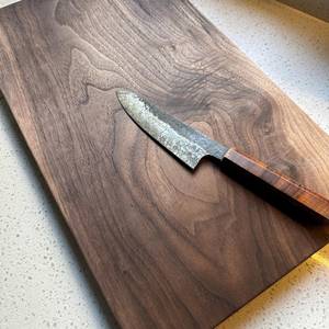 Tabla de Cortar de Madera de Nogal Hecha a Mano Ecológica, Tabla de Cocina de Madera Maciza Gruesa y Segura para Alimentos para Cortar y Servir con Elegancia - Product Image 2