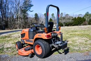 พบกับ BX2360 2012 Kubota ที่เชื่อถือได้ซึ่งมีระบบส่งกำลังน้ำที่ราบรื่นเพลาหน้า MFWD เพื่อการยึดเกาะที่เหนือกว่า