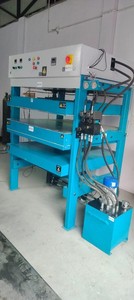 เครื่องอัดแผ่นพลาสติกรีไซเคิลอัตโนมัติสำหรับงานอุตสาหกรรม ผลิตภาพผลิตสูง สำหรับ PP/PE และ PVC ขนาด 1 ม. x 1 ม. - Product Image 2