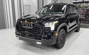 Toyota Sequoia TRD PRO 2024 Usada, Volante a la Izquierda, Asientos de Cuero, Cámara Trasera, SUV en Excelentes Condiciones - Product Image 5